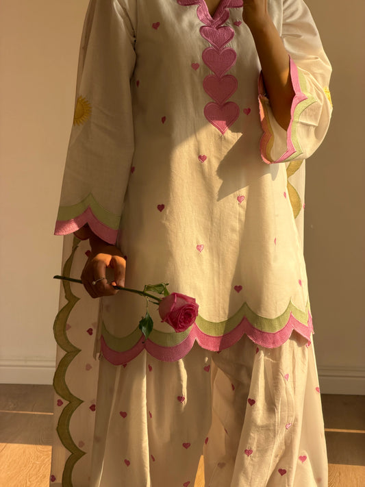 Kaswaa, 3-Piece Suit
